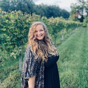 Meet your Posher, Casey